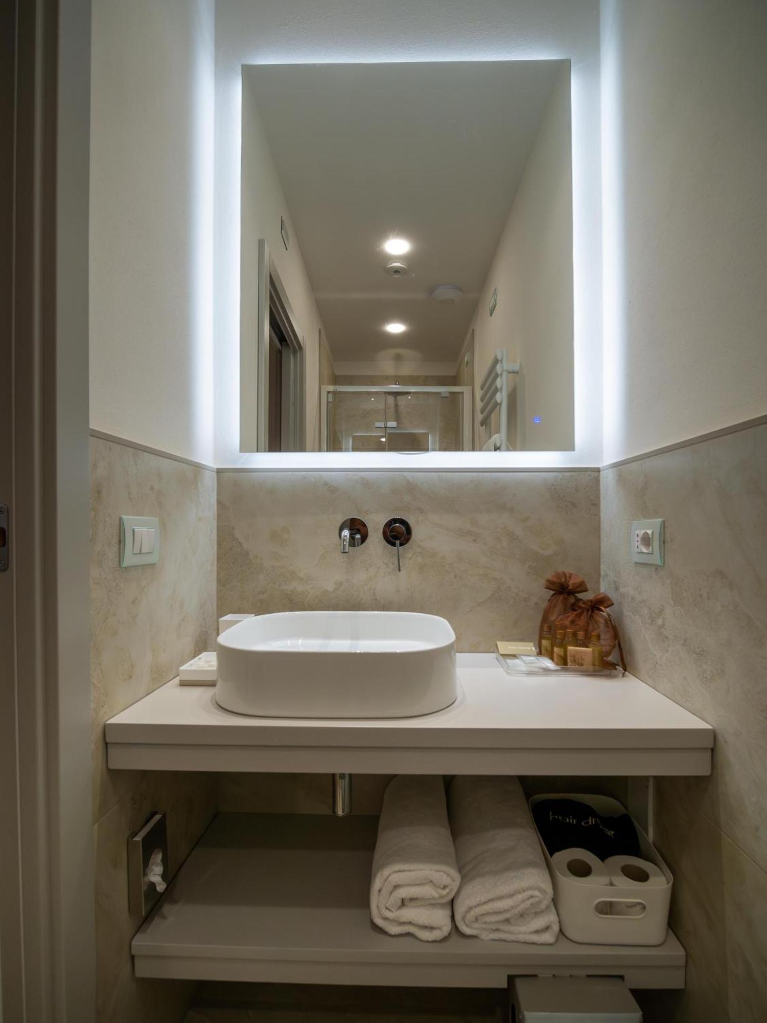 Torre Del Fuggisole Hotel Siena Ngoại thất bức ảnh