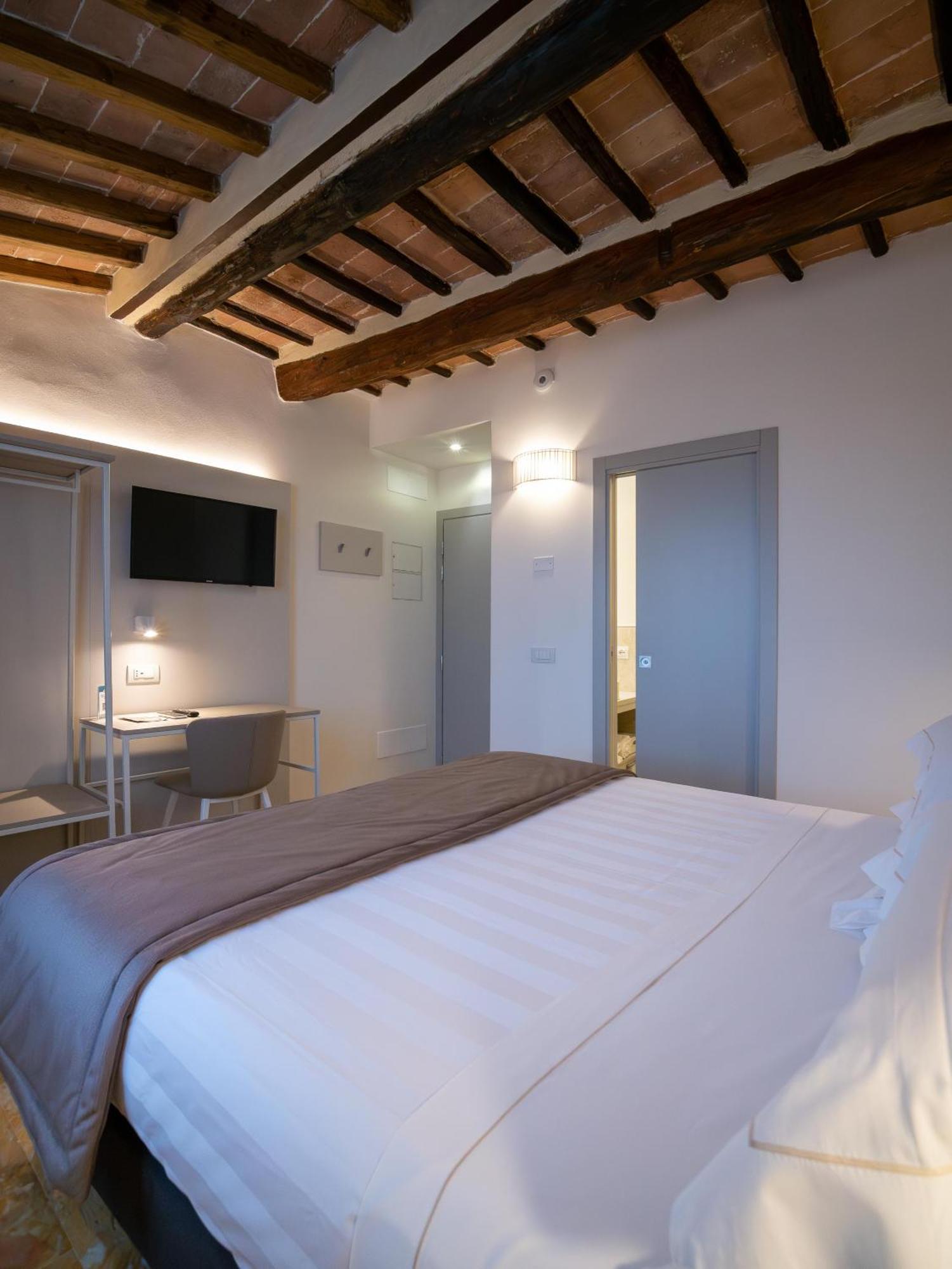 Torre Del Fuggisole Hotel Siena Ngoại thất bức ảnh